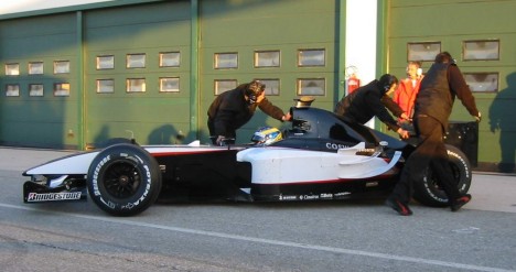Og så er det tilbage i garagen
(Foto: European Minardi)